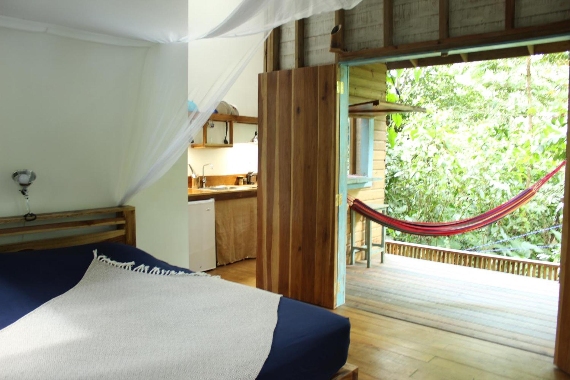 Jungle Paunch Villa Bocas del Toro Exterior photo